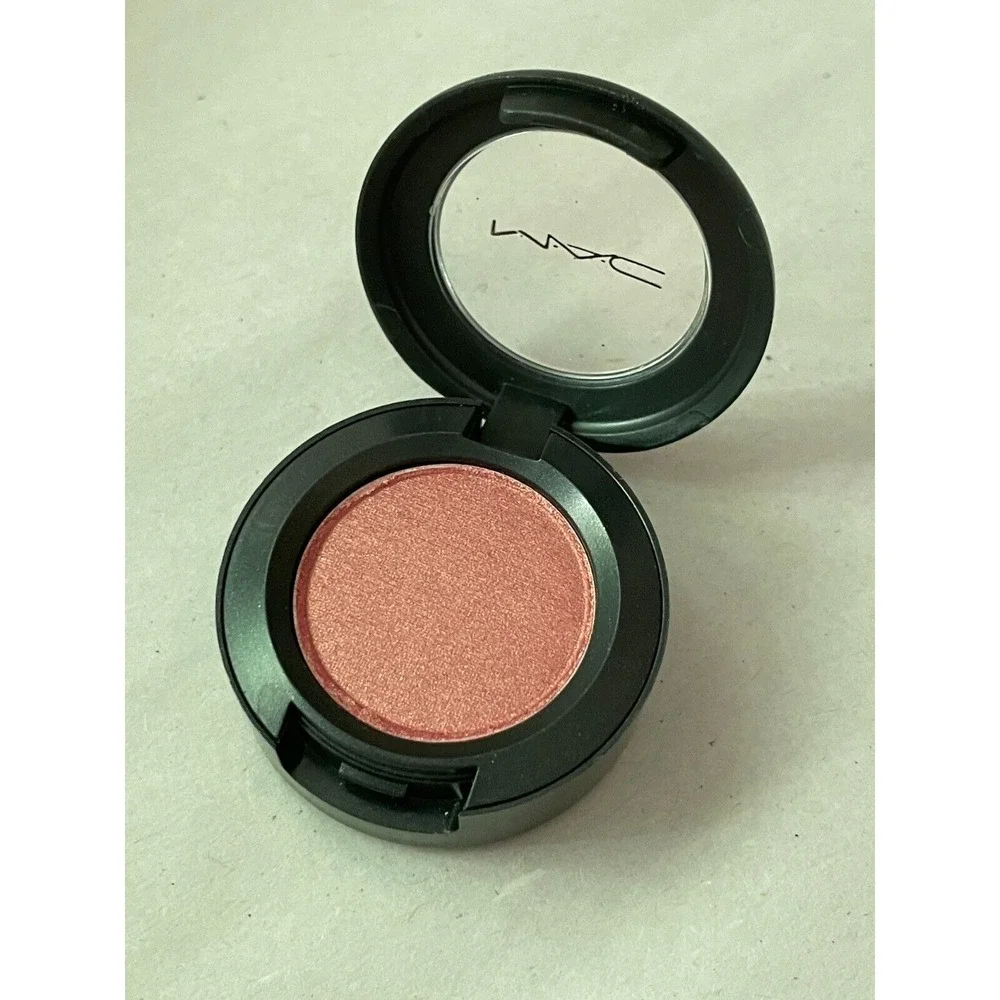 MAC Cosmetics mac m·a·c
